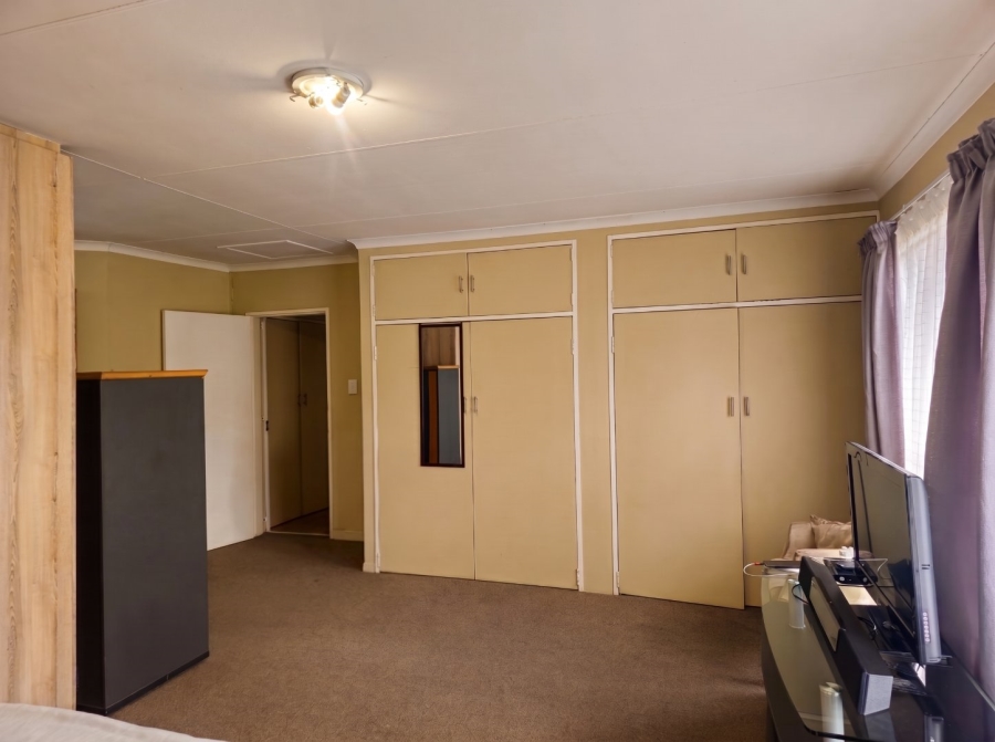 3 Bedroom Property for Sale in Pellissier Free State